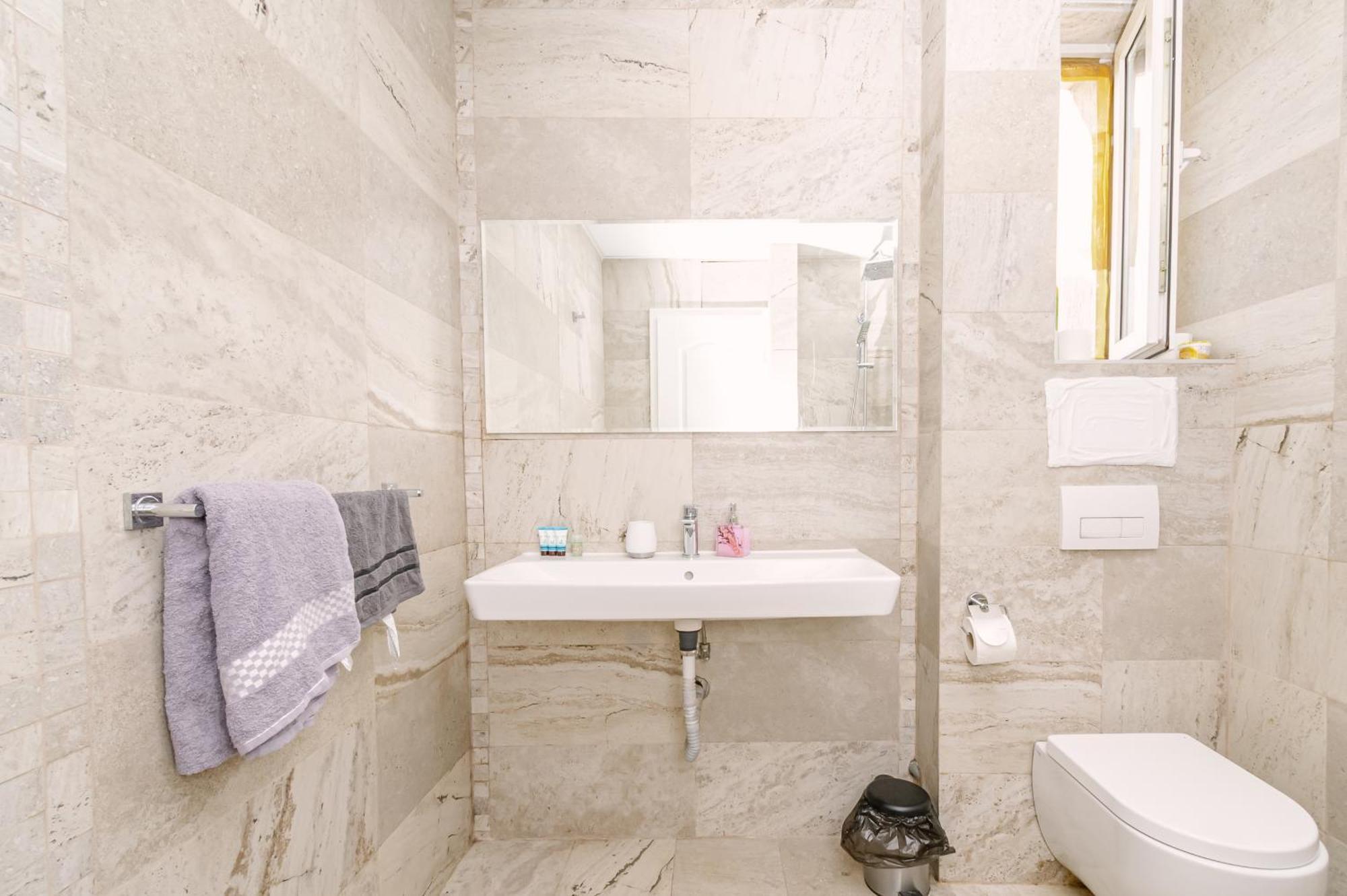 Apartamento 5 Seconds Away From The Main Street, Free Secured Parking Sofía Exterior foto